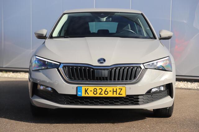 Skoda SCALA 1.0 TSI Business Edition Automaat 18 inch LMV Virtual Cockpit Half Leder Navigatie Achteruitrijcamera Carplay Android Parkeersensor