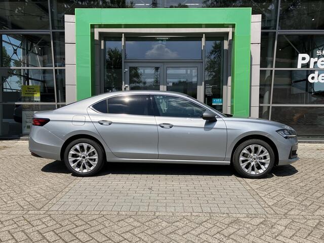 Skoda SUPERB First Edition 1.5 TSI m-HEV 110 kW / 150 pk Hatchb ack 7 versn. DSG