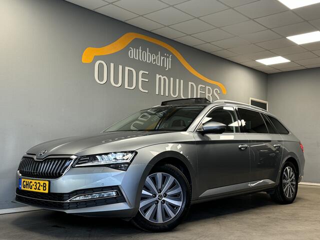 Skoda SUPERB Combi 1.4 TSI iV Style Panoramadak/Camera/Leder