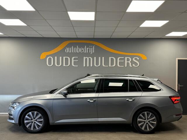 Skoda SUPERB Combi 1.4 TSI iV Style Panoramadak/Camera/Leder
