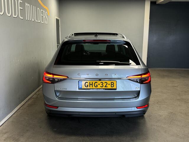 Skoda SUPERB Combi 1.4 TSI iV Style Panoramadak/Camera/Leder