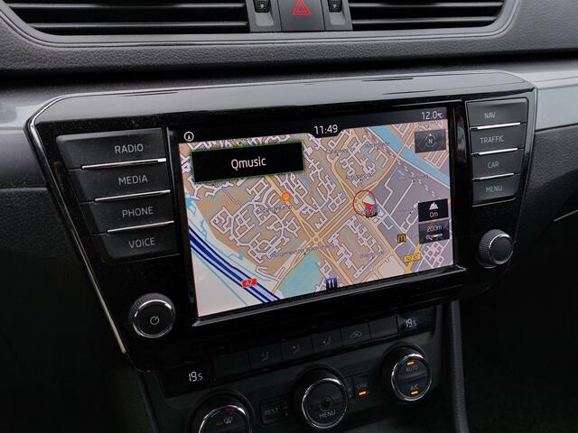 Skoda SUPERB 1.4 TSI 126pk Active Business | Origineel NL | Navi + Apple Carplay + Android Auto | Clima | Cruise | Pdc | Bluetooth Carkit+Streaming | Licht+Regensensor | Mistlampen | 16''lm | Trekhaak