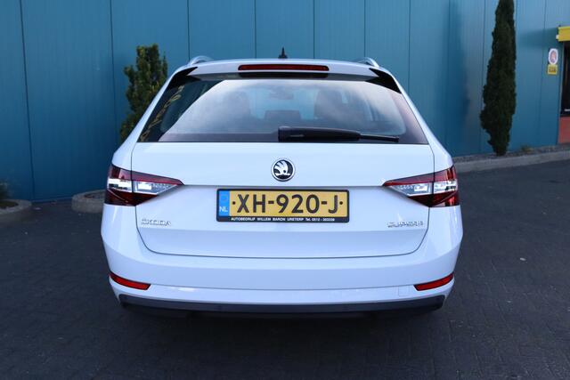 Skoda SUPERB Combi 1.5 TSI ACT DSG AUT Ambition Business PANO/NAV/ECC/BLUETOOTH/CRUISE/CARPLAY/LMV/ELEK.STOEL.A.KLEP