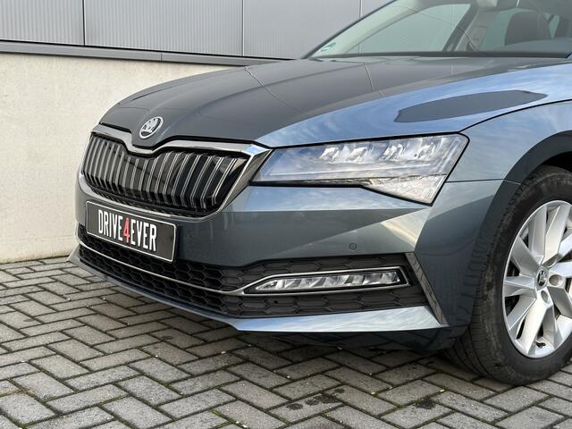 Skoda SUPERB 1.4 TSI iV Sp. Bns PANO NAVI CR CONTROL TREKHAAK ECC PDC