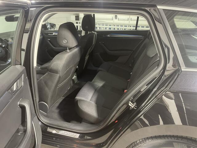 Skoda SUPERB Combi 1.5 TSI ACT 150pk Business Edition DSG7 110kw Carplay / Elektr.A.Klep / Adapt. Cruise C. / Winter Pack