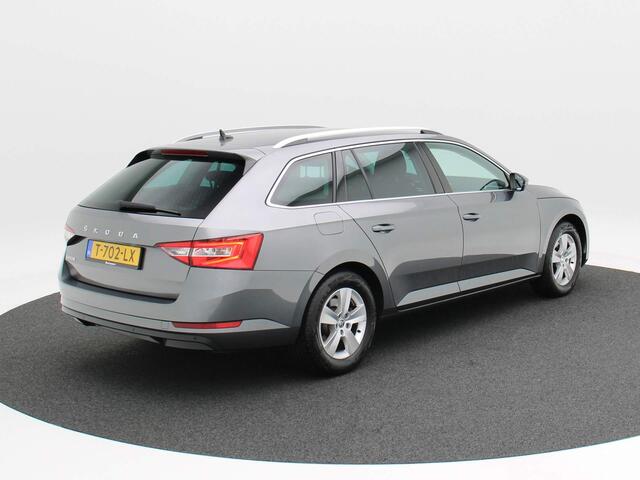 Skoda SUPERB Combi 1.5 TSi 150 Pk Automaat Business Edition | Cruise | Sensoren | Carplay | ECC | DAB | Navi | 16 Inch | 14.234 Km!!