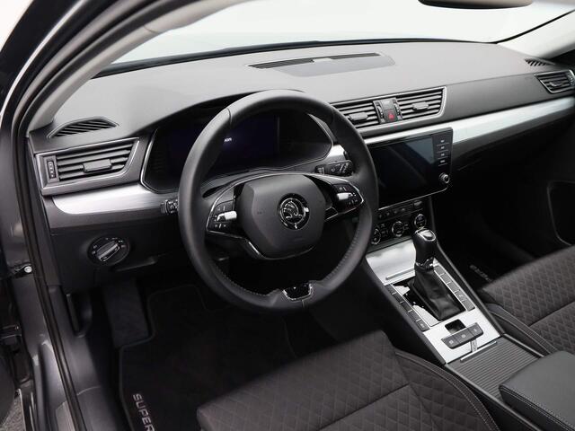 Skoda SUPERB Combi 1.5 TSi 150 Pk Automaat Business Edition | Cruise | Sensoren | Carplay | ECC | DAB | Navi | 16 Inch | 14.234 Km!!