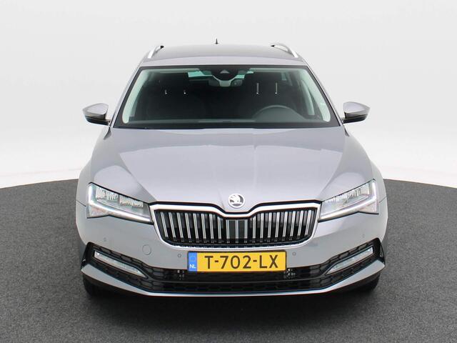 Skoda SUPERB Combi 1.5 TSi 150 Pk Automaat Business Edition | Cruise | Sensoren | Carplay | ECC | DAB | Navi | 16 Inch | 14.234 Km!!