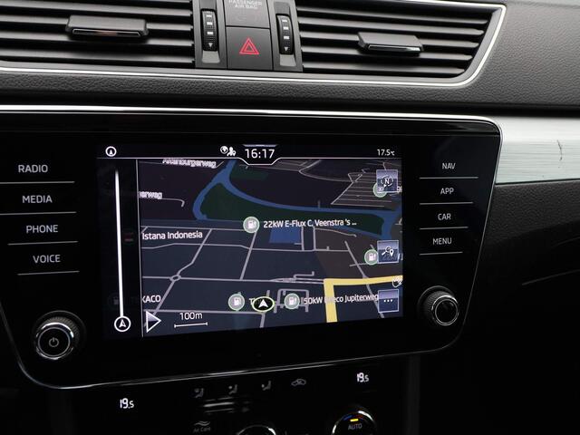 Skoda SUPERB Combi 1.5 TSi 150 Pk Automaat Business Edition | Cruise | Sensoren | Carplay | ECC | DAB | Navi | 16 Inch | 14.234 Km!!