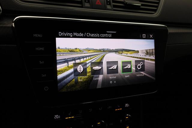 Skoda SUPERB Combi 1.4 TSI 218PK DSG iV Sportline Business | Pano | Matrix LED | Geheugenstoelen | Leder/alcantara | Navi Columbus | CANTON | Adaptief onderstel | Stoel-/achterbankverwarming