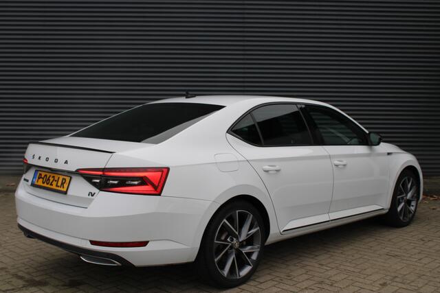Skoda SUPERB 1.4 TSI iV Sportline Full-Led Leer/Alcantara Canton Camera