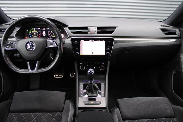 Skoda SUPERB 1.4 TSI iV Sportline Full-Led Leer/Alcantara Canton Camera