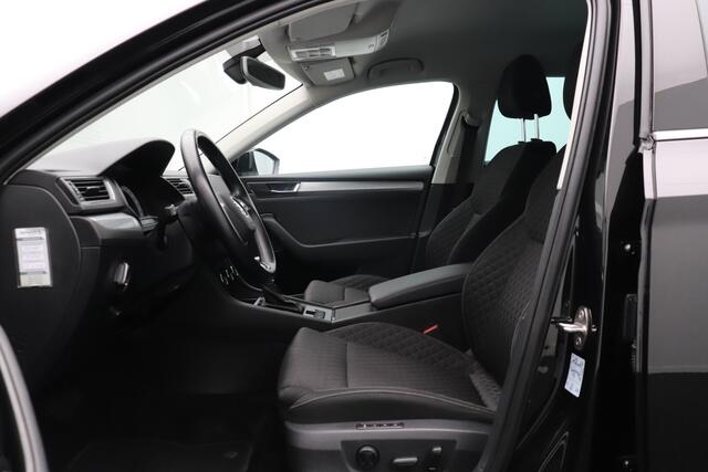 Skoda SUPERB Combi 1.5 Aut. TSI 150 PK Business+ Memory Trekhaak 19' LMV