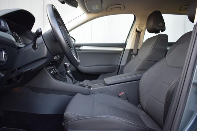 Skoda SUPERB Combi 1.4 TSi Ambition ECC | Full Map Navi | Telefonie | Carplay | Trekhaak | Sportstoelen | 16 Inch LMV
