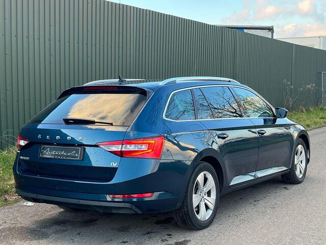 Skoda SUPERB Combi 1.4 TSI iV Business Edition