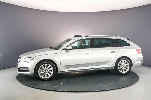 Skoda SUPERB Combi Business Edition 1.4 TSI PHEV 218pk DSG Automaat Panoramadak, Achteruitrijcamera, Elektrische achterklep, Navigatie, Cruise control, Parkeersensoren, LED koplampen