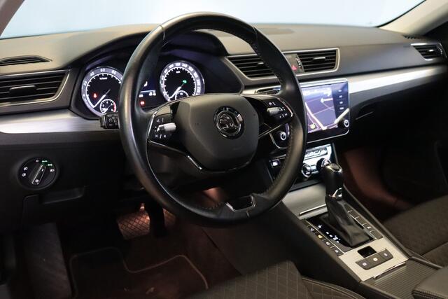 Skoda SUPERB 1.4 TSI iV Sportline Business | NAVI | CLIMA | CAMERA + PDC | CRUISE | LMV17' |