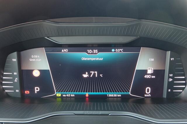 Skoda SUPERB Combi BWJ 2019 1.5 TSI ACT 150 PK Business Edition AUTOMAAT / APPLE CARPLAY / ANDROID AUTO / STOELVERW. / NAVI / CLIMA / CRUISE / HALF LEDER / AUTOMATICHE ACHTERKLEP / CAMERA / LMV / PDC