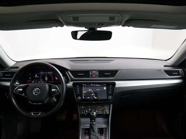 Skoda SUPERB Combi 1.4 TSI iV Business Edition PHEV Panodak | Virtual Cockpit | Camera