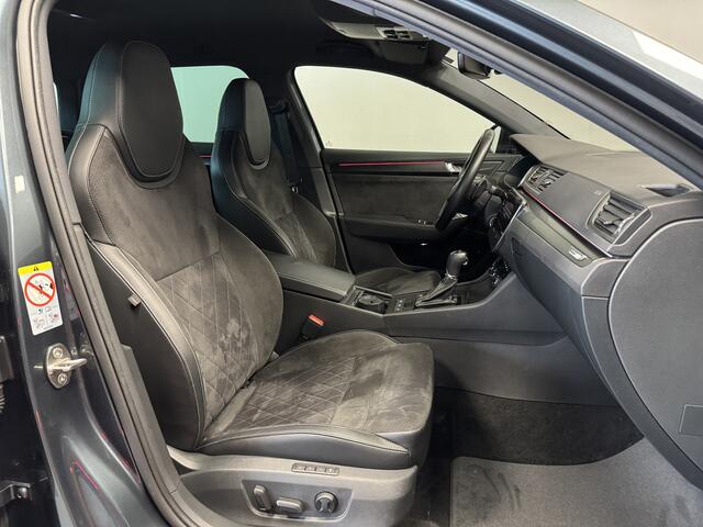Skoda SUPERB Combi 1.4 TSI iV Sportline Business Camera/Memoryseats/Stuurverwarming