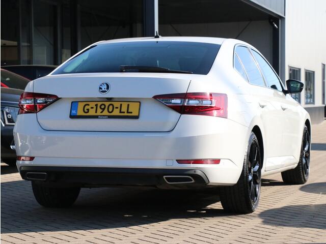 Skoda SUPERB 1.8 TSI Sportline Business I Leder I Navi I Elektrische stoelver
