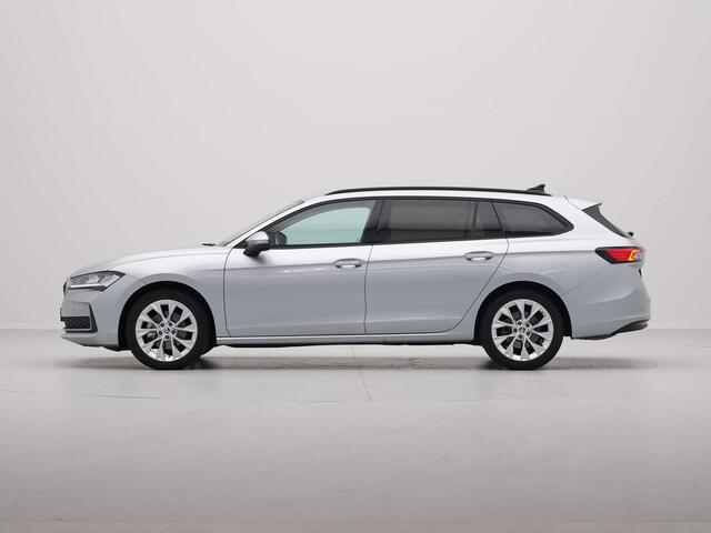 Skoda SUPERB Combi 1.5 TSI MHEV First Edition Navigatie Trekhaak Camera Massage