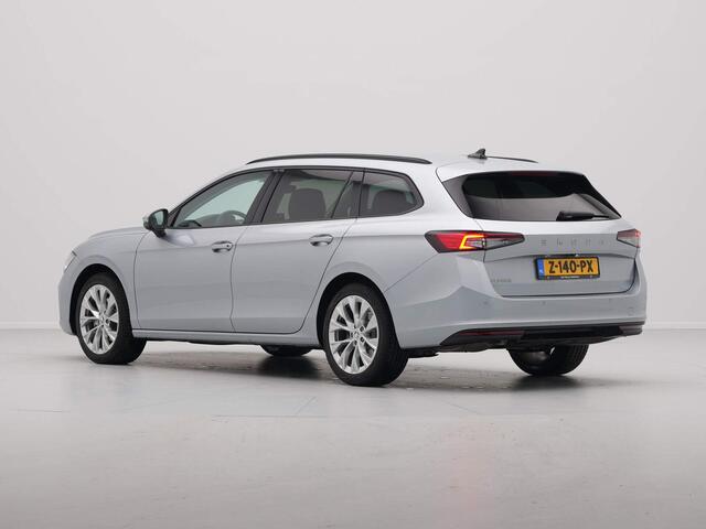 Skoda SUPERB Combi 1.5 TSI MHEV First Edition Navigatie Trekhaak Camera Massage