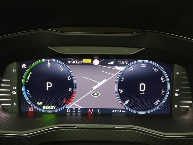 Skoda SUPERB 1.4 TSI iV Sportline Business 218PK PHEV Panorama Schuifdak Alca