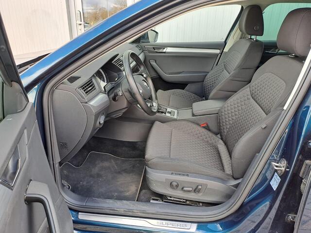 Skoda SUPERB Combi 1.4 TSI iV Business Edition, Hybride, LED, Cruise Control, Navigatie, Apple Carplay, Android Auto
