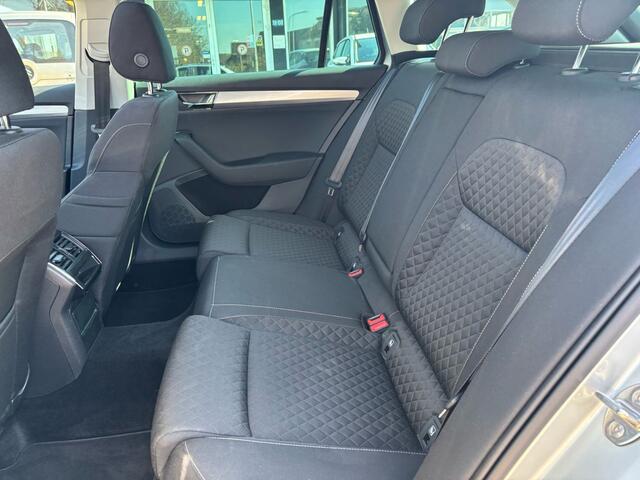 Skoda SUPERB Combi 1.4 TSI iV Business Edition Plus | Pano | Camera | Plug-in