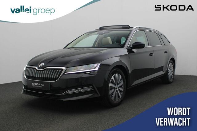 Skoda SUPERB Combi 1.4 TSI iV 218 pk DSG Style Edition Plus | Panoramadak | Trekhaak | Leder | Navigatie Columbus | Geheugenstoel | Adaptief onderstel | Matrix LED | Stoelventilatie