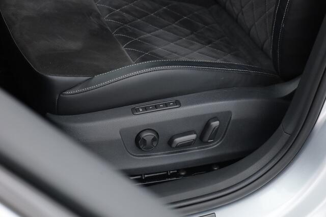 Skoda SUPERB Combi 1.4 TSI iV Sportline Business PHEV 218pk | Trekgewicht 1600 kg | Adapt. Cruise | Dodehoek det. | 19"