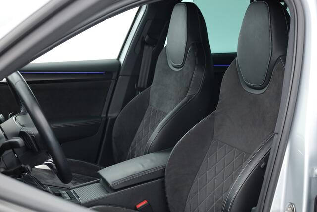 Skoda SUPERB Combi 1.4 TSI iV Sportline Business PHEV 218pk | Trekgewicht 1600 kg | Adapt. Cruise | Dodehoek det. | 19"