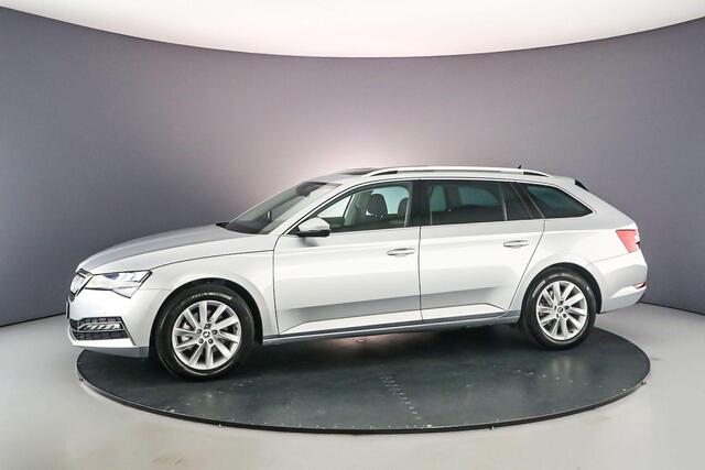 Skoda SUPERB Combi Business Edition Plus 1.4 TSI PHEV 218pk DSG Automaat Panoramadak, Elektrische achterklep, Achteruitrijcamera, Cruise control, Navigatie, LED koplampen, Parkeersensoren