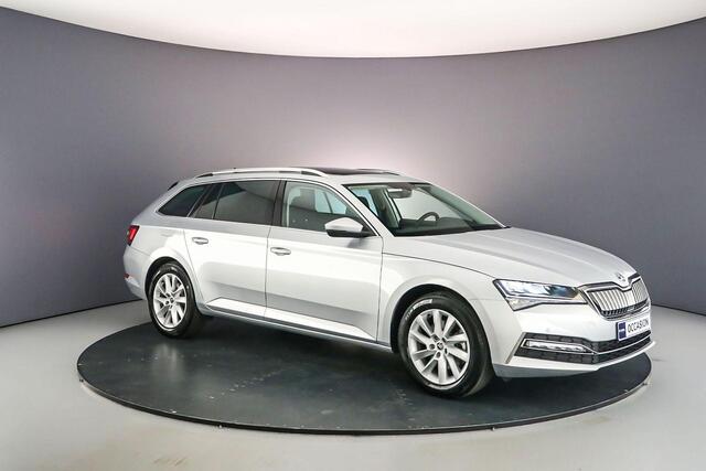 Skoda SUPERB Combi Business Edition Plus 1.4 TSI PHEV 218pk DSG Automaat Panoramadak, Elektrische achterklep, Achteruitrijcamera, Cruise control, Navigatie, LED koplampen, Parkeersensoren