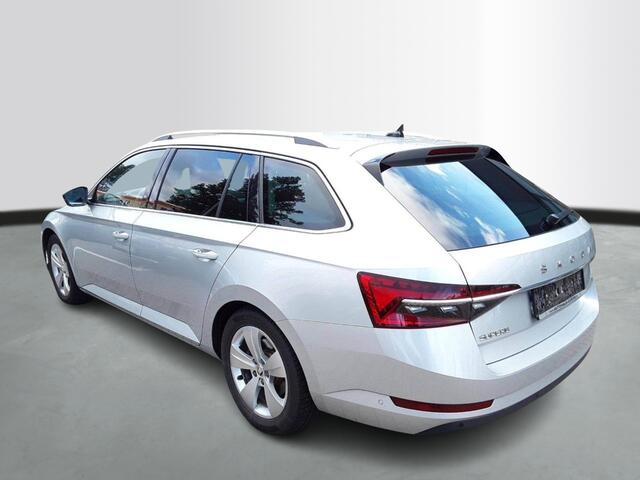 Skoda SUPERB Combi 1.4 TSI iV 218pk PHEV Business Edition / Trekhaak 1600kg / Matrix LED / Adaptive Cruise / Wordt Verwacht