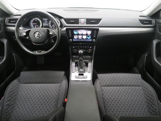 Skoda SUPERB Combi 1.4 TSI iV 218PK | Carplay | Stoelverwarming | Cruise | LED | PDC | Trekhaak