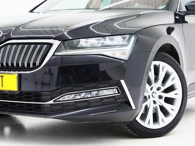 Skoda SUPERB Combi 1.4 TSI iV 218PK | Carplay | Stoelverwarming | Cruise | LED | PDC | Trekhaak