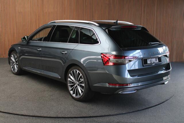 Skoda SUPERB Combi 1.4 TSI iV Laurin & Klement Navi Leer ACC Elektr. achterklep Stoelen elektr. met memory PDC 19" LM velgen BTW auto