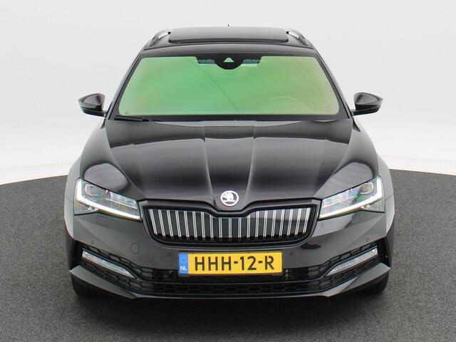 Skoda SUPERB Combi 1.4 TSI 218 Pk Automaat iV Sportline Business | Full LED | Panoramadak | Trekhaak | 19 Inch | Camera | Canton Audio | Winterpakket