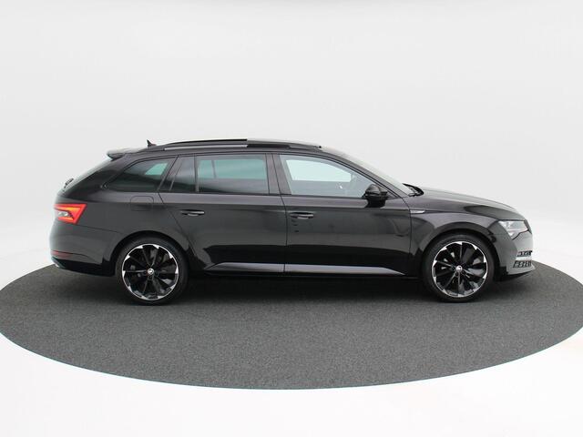 Skoda SUPERB Combi 1.4 TSI 218 Pk Automaat iV Sportline Business | Full LED | Panoramadak | Trekhaak | 19 Inch | Camera | Canton Audio | Winterpakket