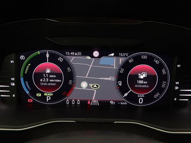 Skoda SUPERB Combi 1.4 TSI 218 Pk Automaat iV Sportline Business | Full LED | Panoramadak | Trekhaak | 19 Inch | Camera | Canton Audio | Winterpakket