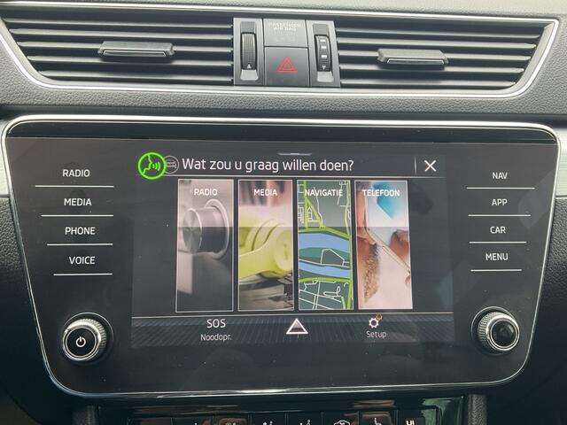 Skoda SUPERB Combi 2.0 TDI Business Edition Plus Automaat Carplay Nav/Cam Digitale-Cockpit!