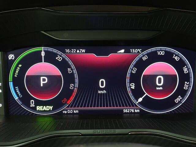 Skoda SUPERB Combi 1.4 TSI iV Sportline Business | 218 PK | Adaptive cruise control | Virtual cockpit | Alcantara bekleding | Achteruitrijcamera |