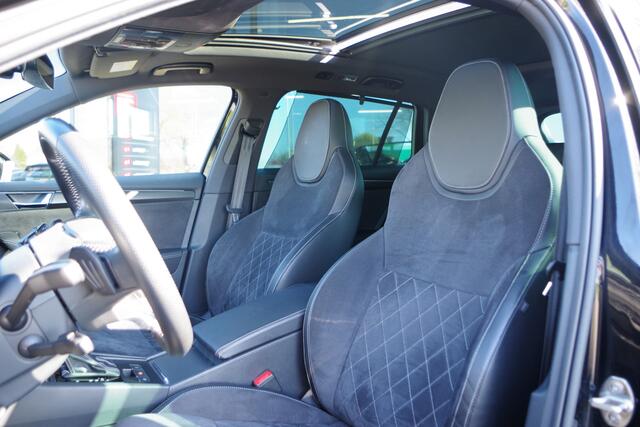 Skoda SUPERB Combi 1.4 TSI iV 218 PK Sportline BNS PHEV, Panoramadak, Trekhaak, 4 x Stoelverwarming, DCC