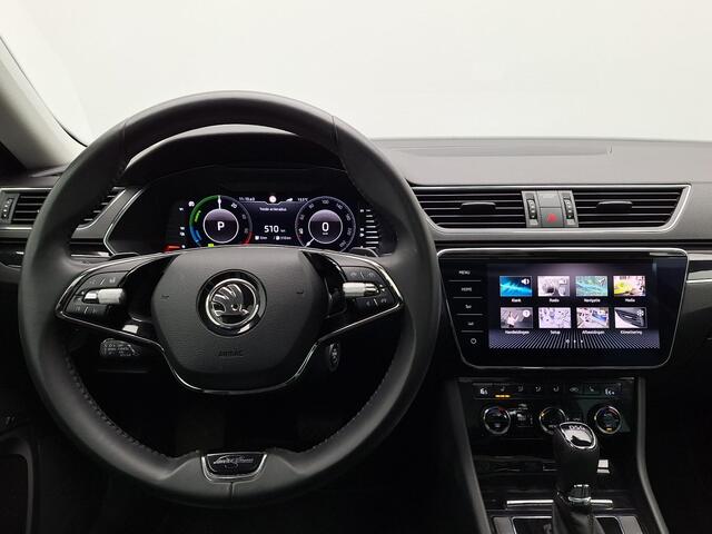 Skoda SUPERB Combi 1.4 TSI iV Laurin & Klement Plug in Hybrid 218pk PHEV | Carplay | Lederen Sportstoelen Memory | Adaptive Cruise | Sfeerverlichting | Camera | Carplay | Crystal LED | Virtual | Canton Audio | DAB |
