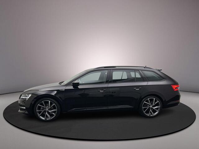 Skoda SUPERB Combi Sportline Business 1.5 TSI 150pk DSG Automaat Panoramadak, LED matrix koplampen, Adaptive cruise control, Achteruitrijcamera, Navigatie, Stuurwiel verwarmd