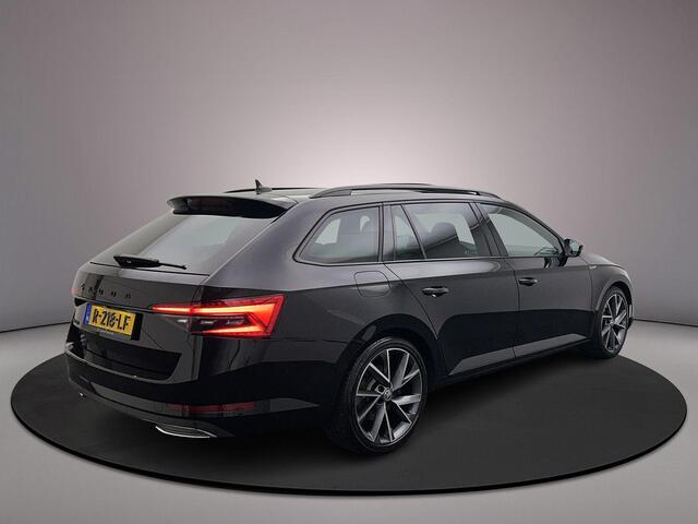 Skoda SUPERB Combi Sportline Business 1.5 TSI 150pk DSG Automaat Panoramadak, LED matrix koplampen, Adaptive cruise control, Achteruitrijcamera, Navigatie, Stuurwiel verwarmd