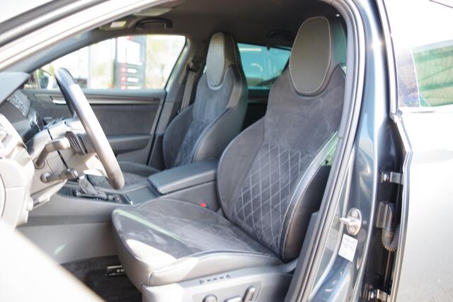 Skoda SUPERB Combi 1.4 TSI iV 218 PK Sportline BNS PHEV, Trekhaak, Camera, 4 x Stoelverwarming, Adap. Cruise Control, Memory