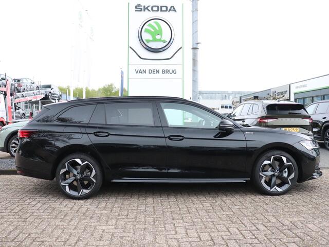 Skoda SUPERB Combi 1.5 TSI PHEV 204pk Sportline Business | Panoramadak | Canton audio | Rondomzichtcamera | Stoelverwarming voor & achter | Verwarmbaar voorruit |